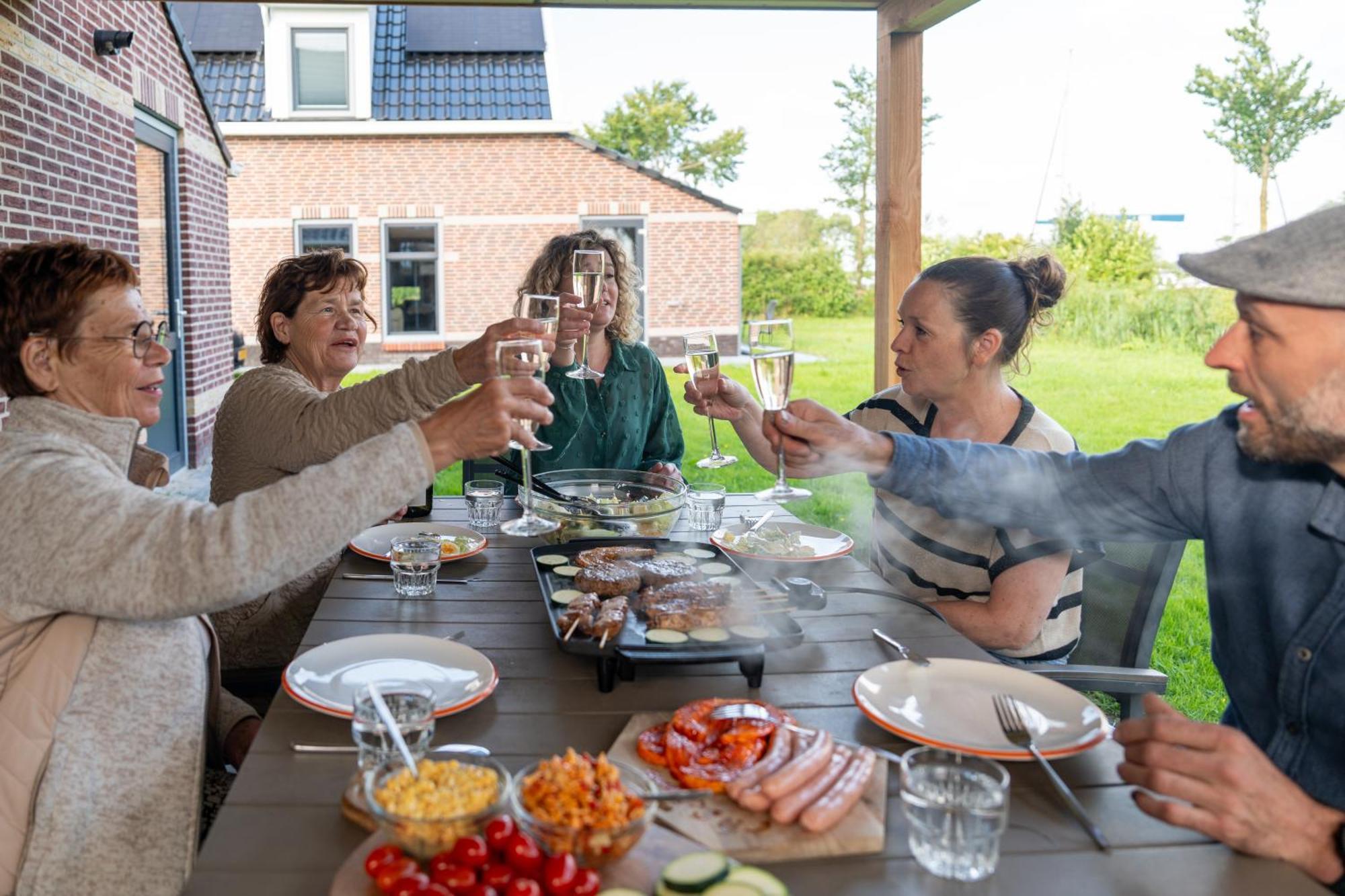 Waterdorp Burdaard Hotell Birdaard Exteriör bild